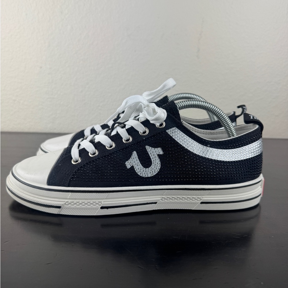 True Religion Addilyn Shoes size 10
